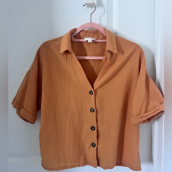 Everly Tops - Women's Button-Up Orange Short Sleeve Shirt Size Medium